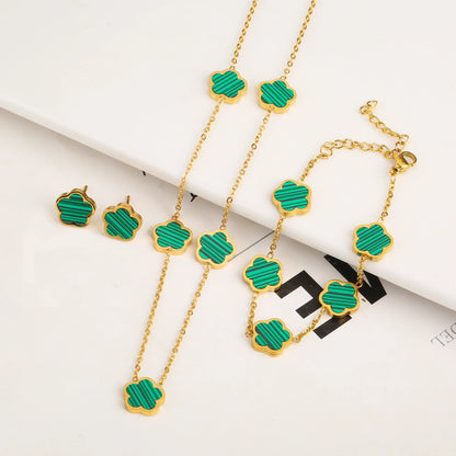 Olivia® Clover Luxe Set
