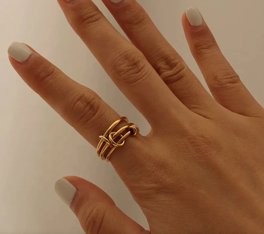 Amaretti Ring